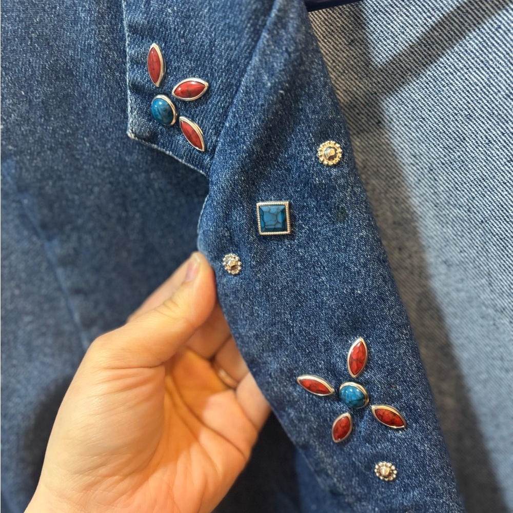 Vintage Lori of California Western Denim Blazer – Hand Painted embleshed - Picture 2 of 12